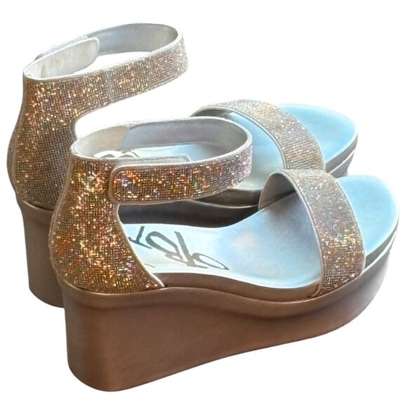 OTBT Status Wedge Rhinestone Covered Metallic Silver Platform Sandals size 9.5 - Picture 8 of 16